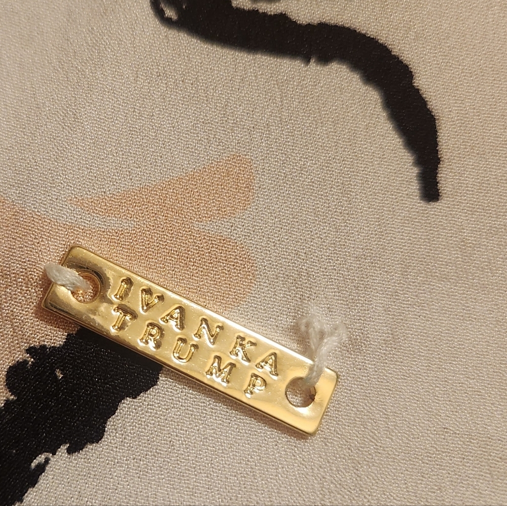 Ivanka Trump top - Picture 5 of 5